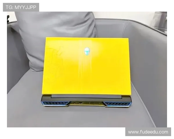 雷神THUNDEROBOT移动机械游戏硬盘 高速传输大容量存储畅玩无极限